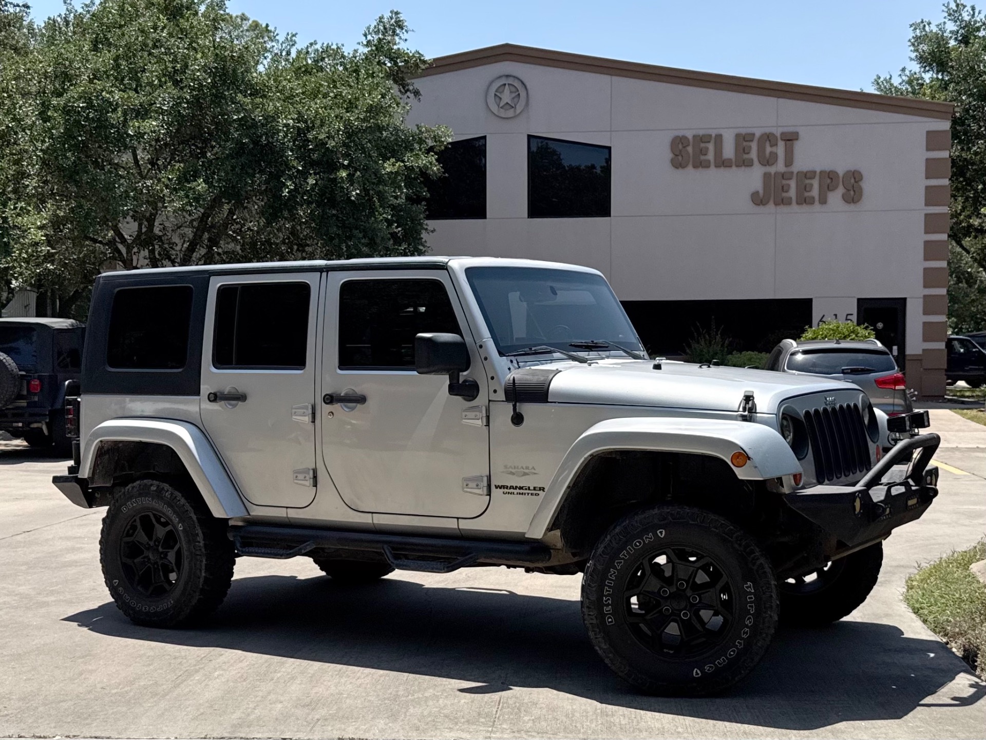 2010 Jeep Wrangler Unlimited Sahara/Unlimited Sahara