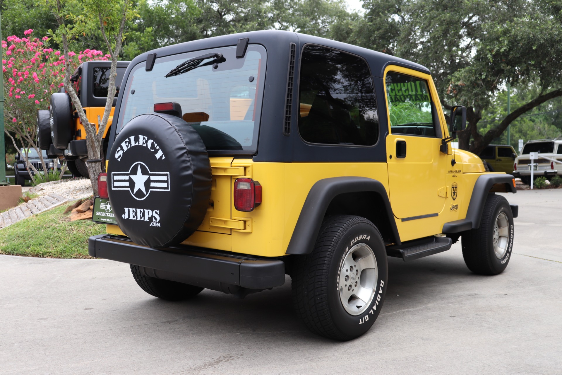 Used-2000-Jeep-Wrangler-2dr-Sport