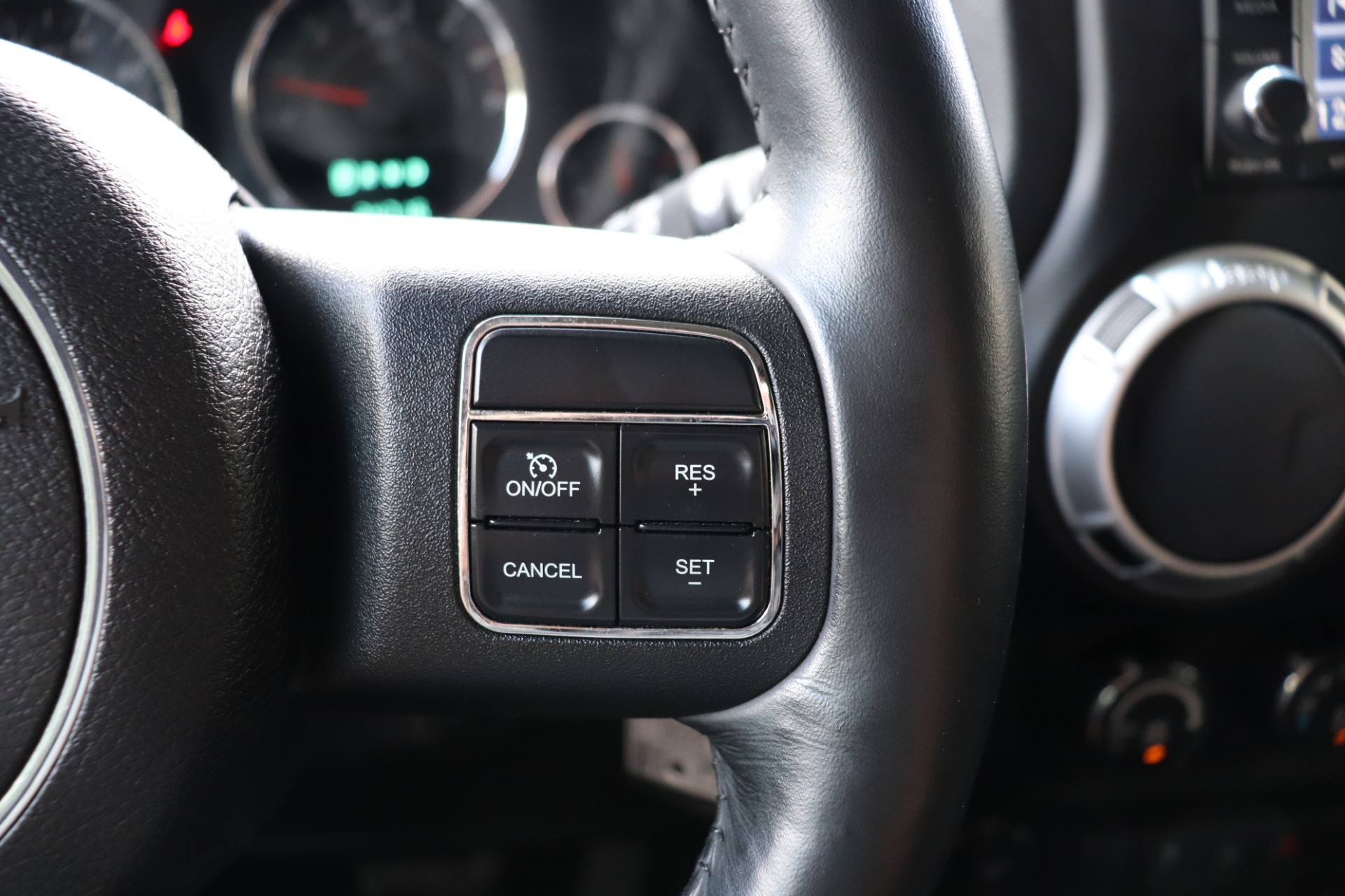 Used-2011-Jeep-Wrangler-Unlimited-4WD-4dr-Sahara