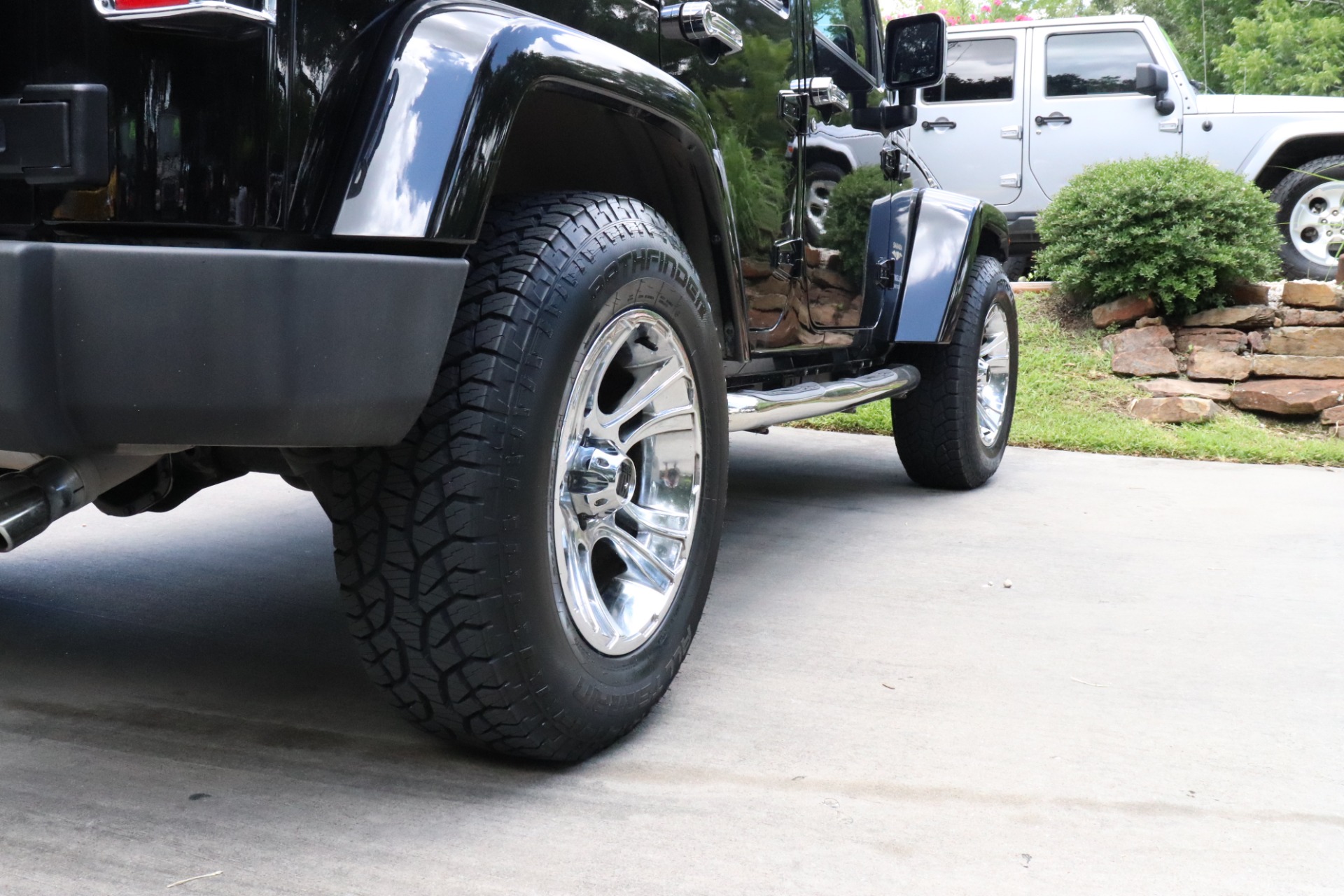 Used-2011-Jeep-Wrangler-Unlimited-4WD-4dr-Sahara