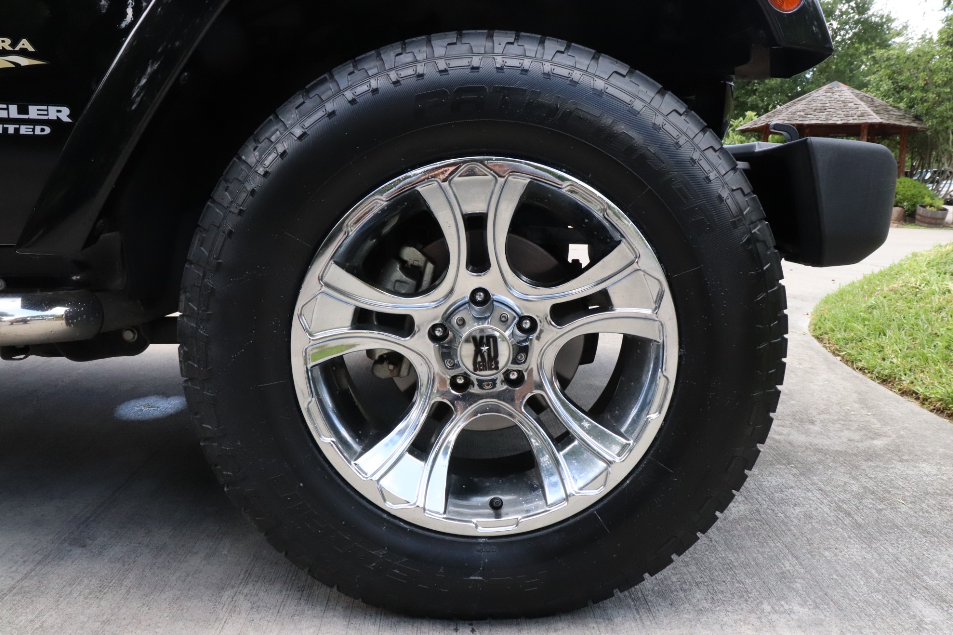 Used-2011-Jeep-Wrangler-Unlimited-4WD-4dr-Sahara
