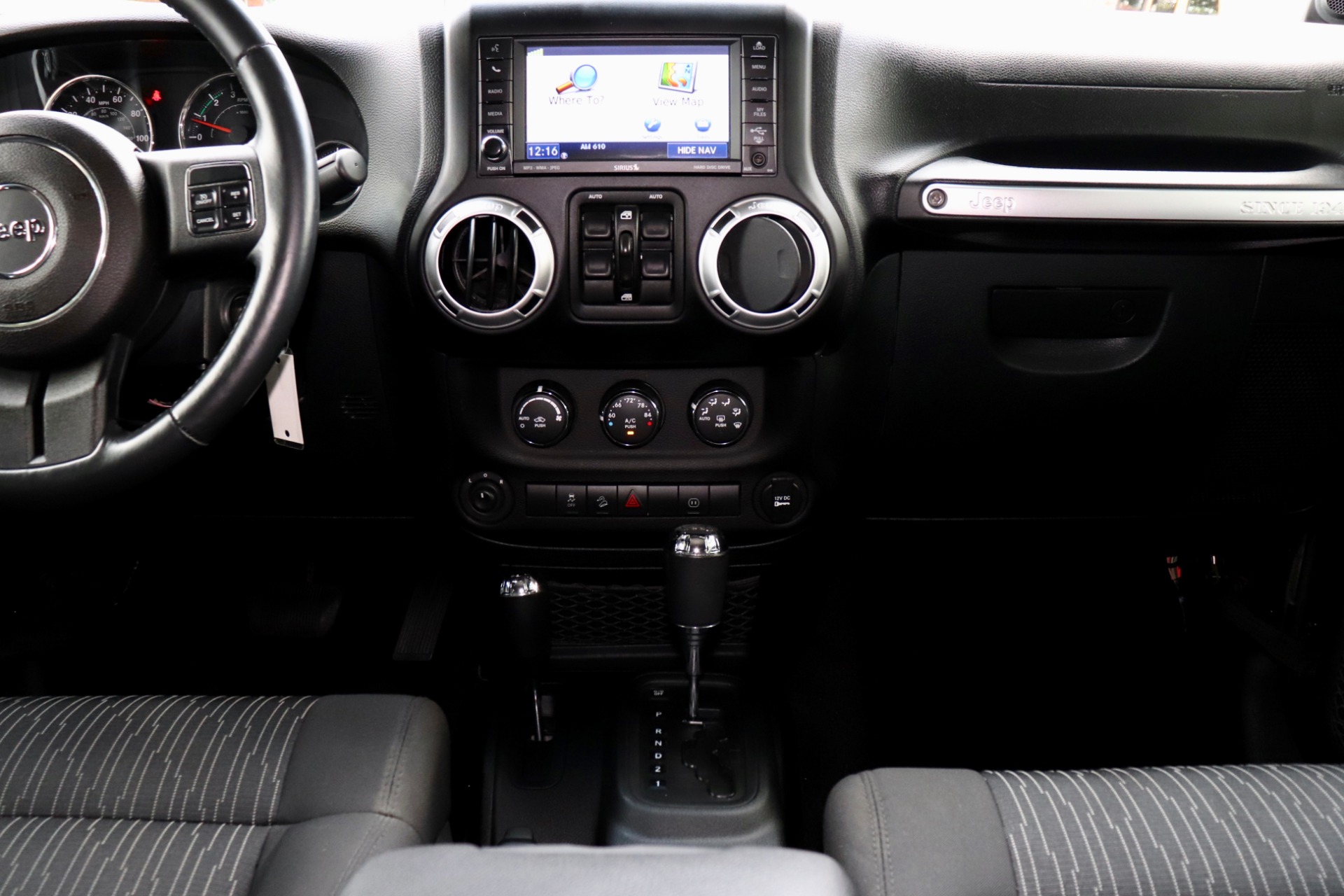 Used-2011-Jeep-Wrangler-Unlimited-4WD-4dr-Sahara