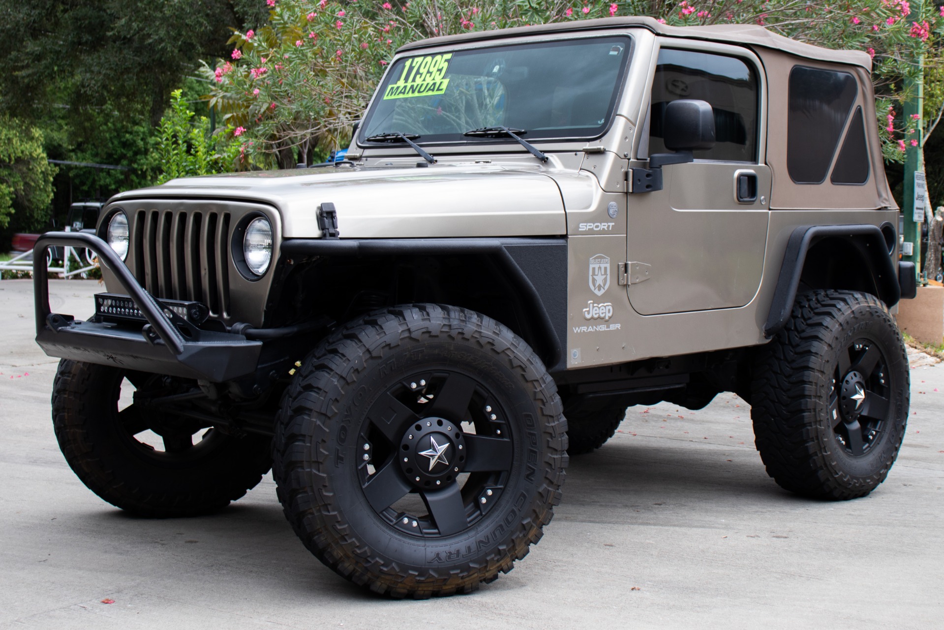 Used-2004-Jeep-Wrangler-2dr-Sport