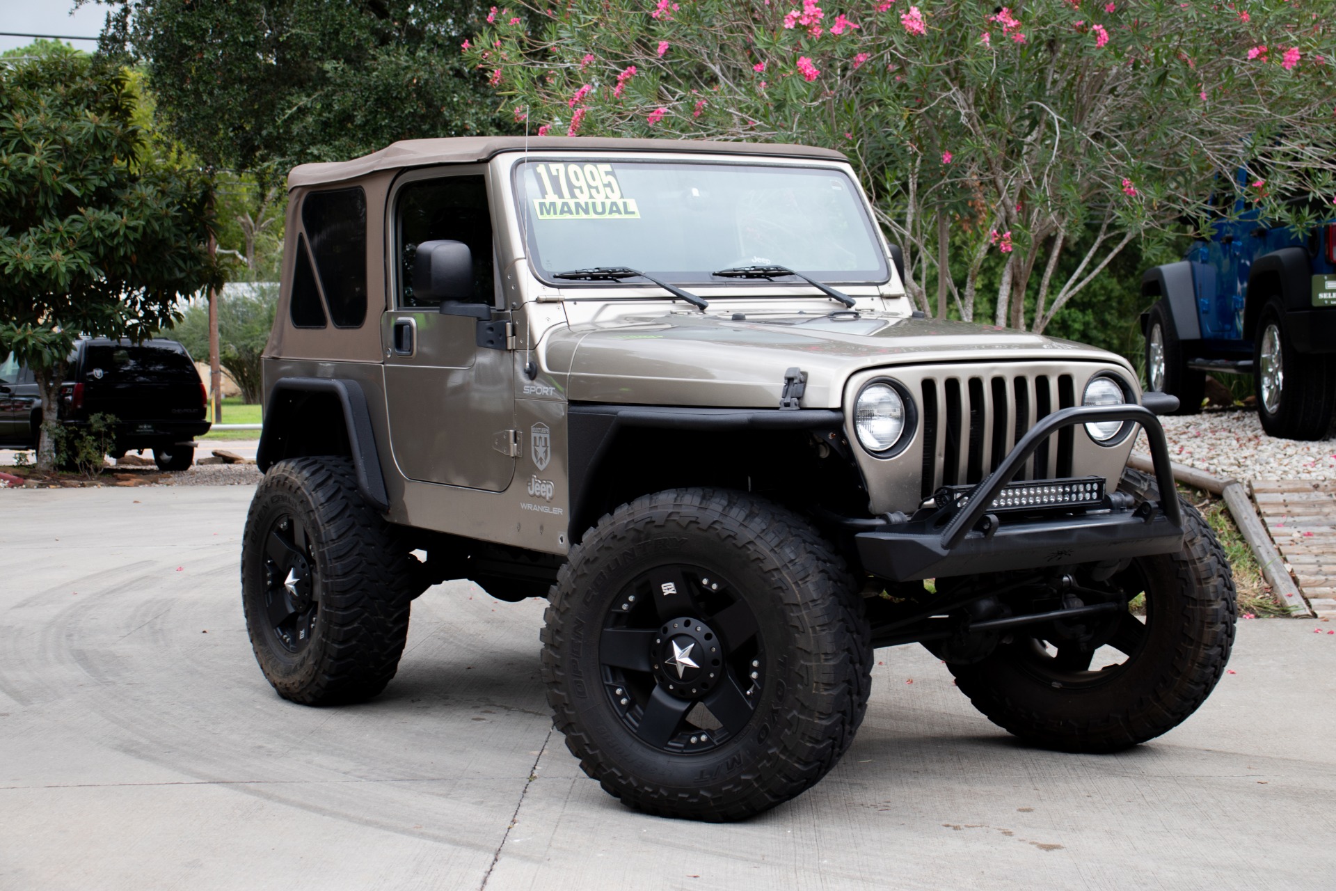 Used-2004-Jeep-Wrangler-2dr-Sport