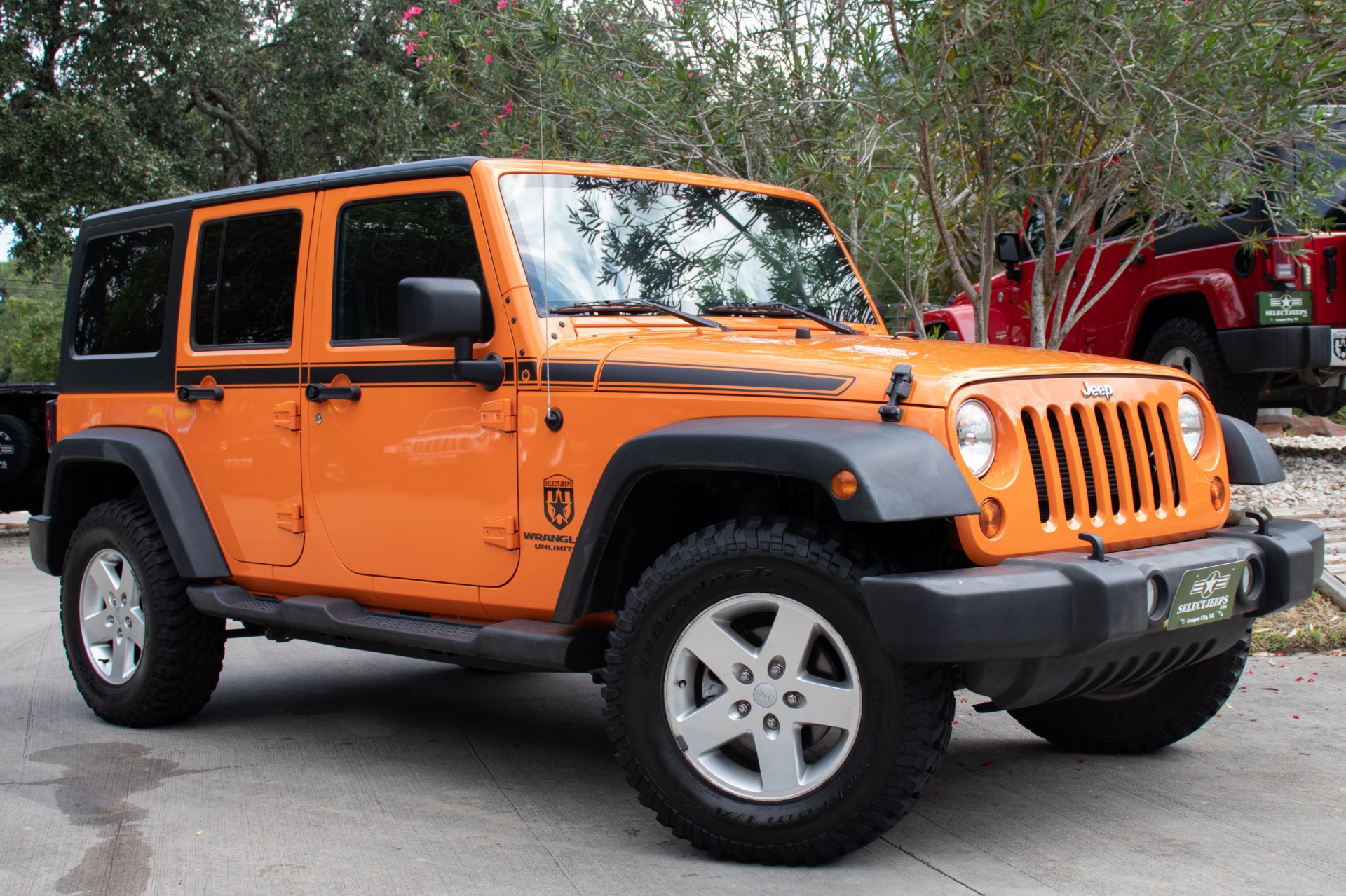 Used-2012-Jeep-Wrangler-Unlimited-4WD-4dr-Sport