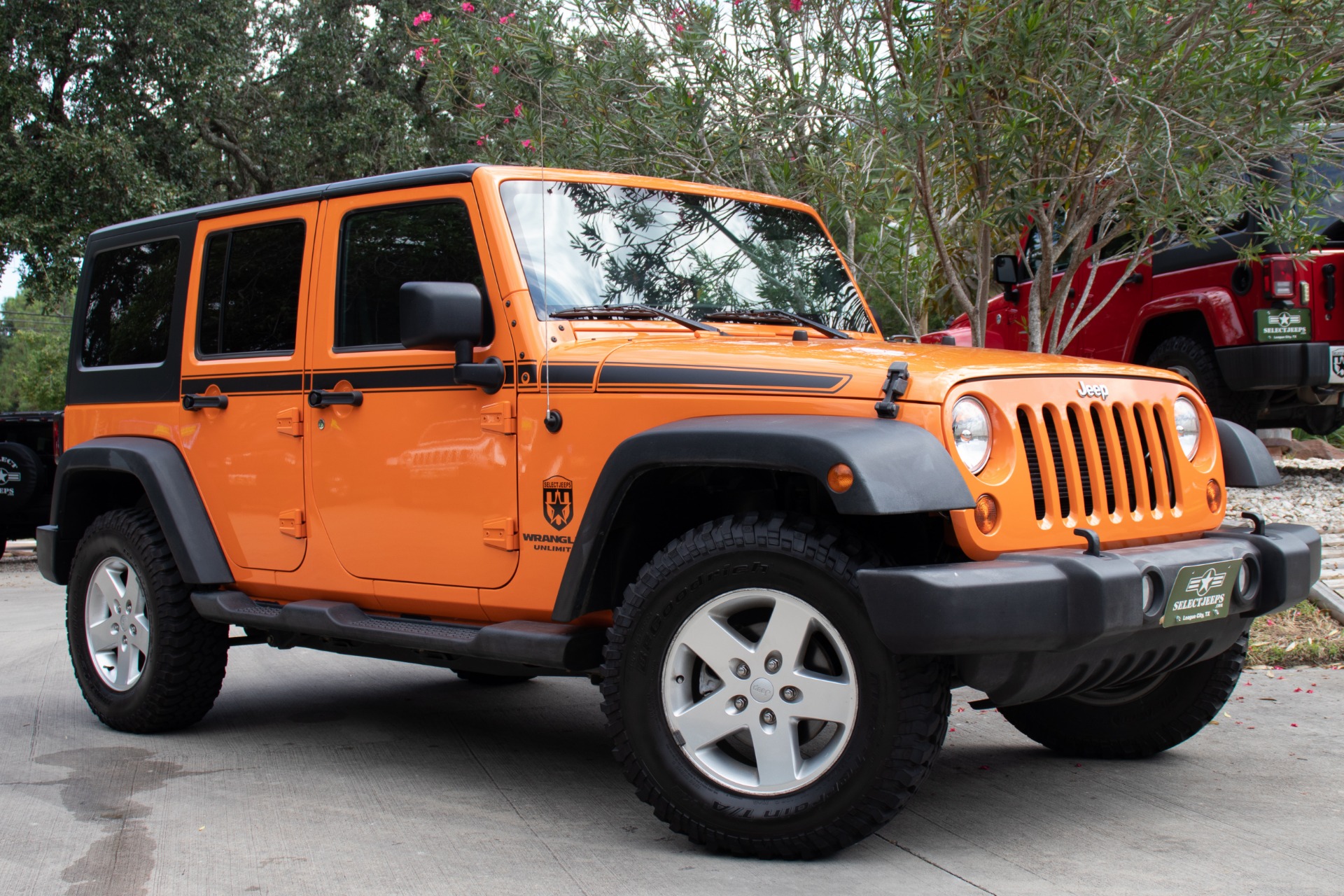 Used-2012-Jeep-Wrangler-Unlimited-4WD-4dr-Sport