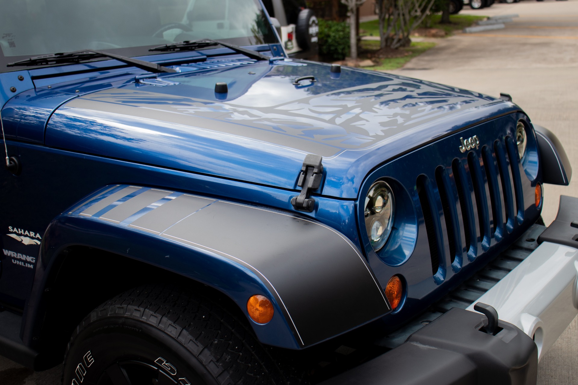 Used-2010-Jeep-Wrangler-Unlimited-Sahara-4WD-4dr-Sahara