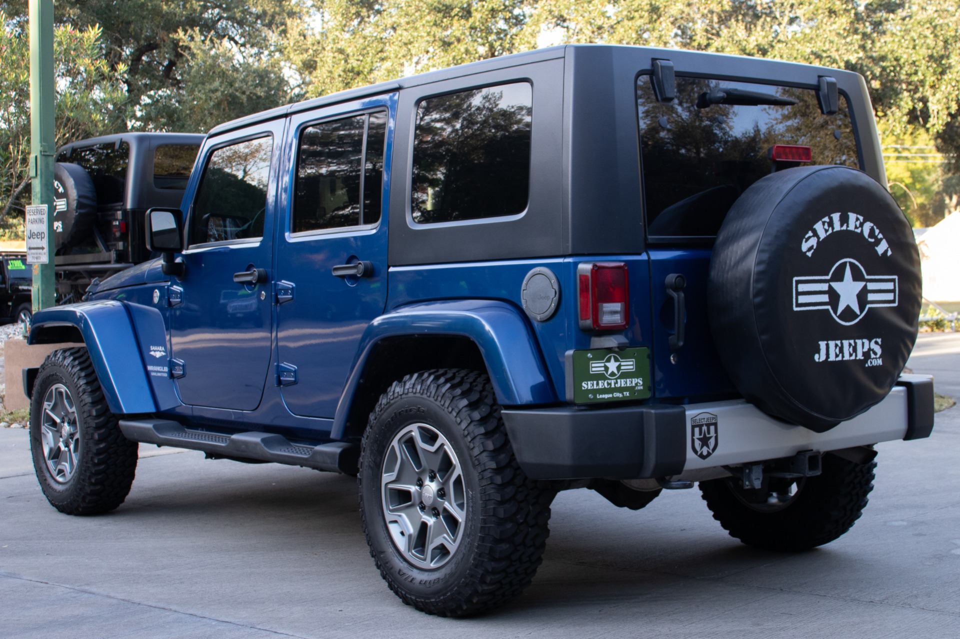 Used-2010-Jeep-Wrangler-Unlimited-Sahara-4WD-4dr-Sahara