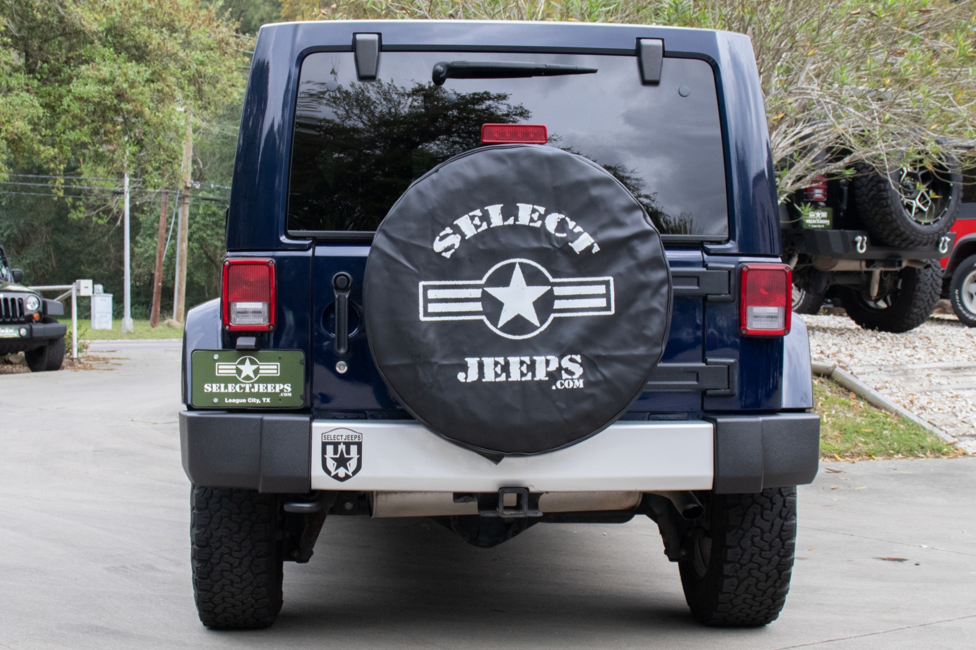 Used-2013-Jeep-Wrangler-Unlimited-Sahara-4WD-4dr-Sahara