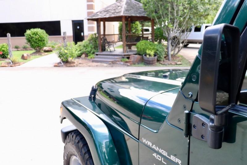 Used-2000-Jeep-Wrangler-2dr-Sahara