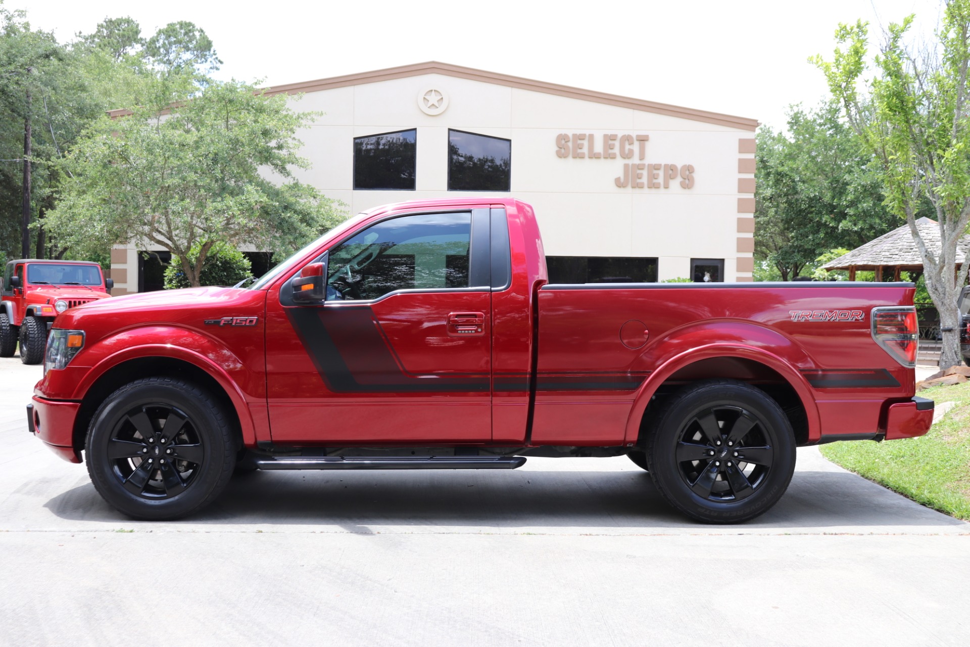 Used-2014-Ford-F-150-2WD-Reg-Cab-126-FX2-Tremor