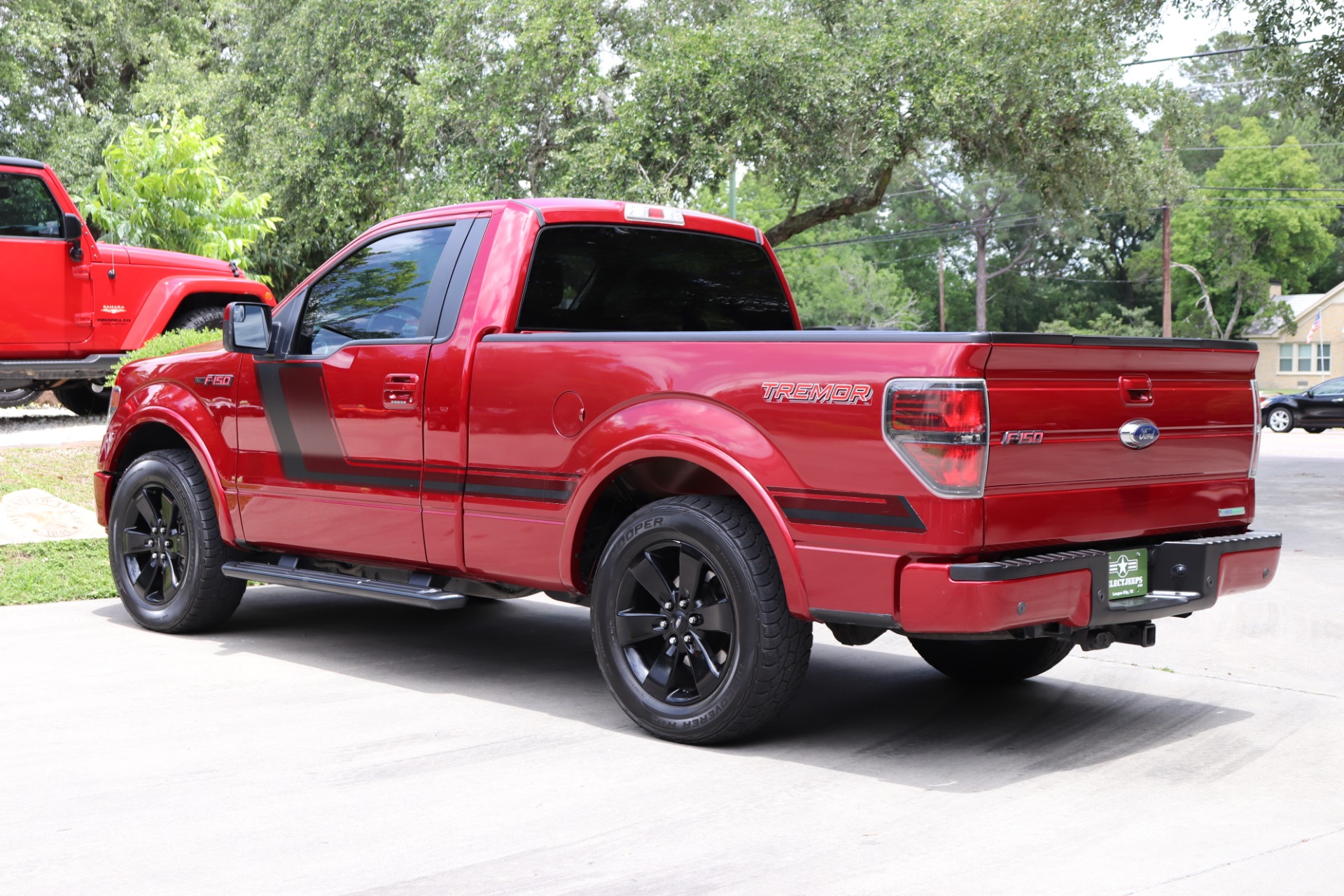 Used-2014-Ford-F-150-2WD-Reg-Cab-126-FX2-Tremor