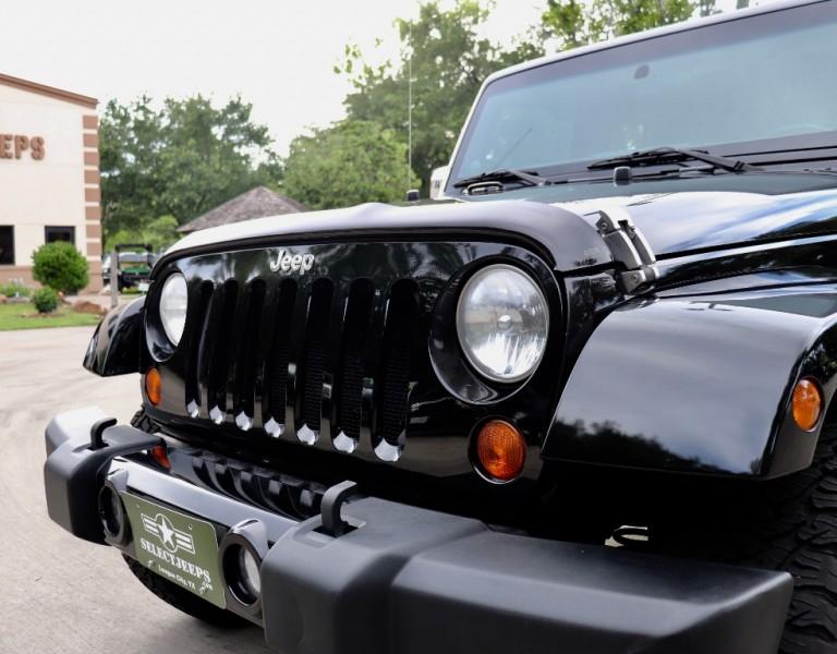 Used-2011-Jeep-Wrangler-Unlimited-4WD-4dr-70th-Anniversary-*Ltd-Avail*