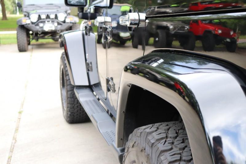 Used-2011-Jeep-Wrangler-Unlimited-4WD-4dr-70th-Anniversary-*Ltd-Avail*