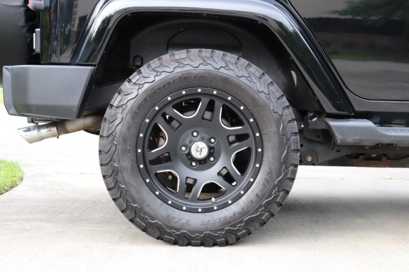 Used-2011-Jeep-Wrangler-Unlimited-4WD-4dr-70th-Anniversary-*Ltd-Avail*