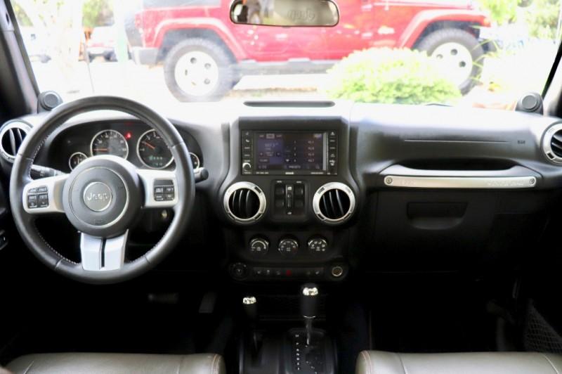 Used-2011-Jeep-Wrangler-Unlimited-4WD-4dr-70th-Anniversary-*Ltd-Avail*