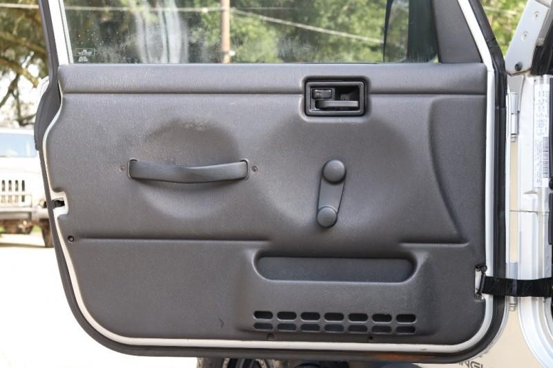 Used-2003-Jeep-Wrangler-2dr-X