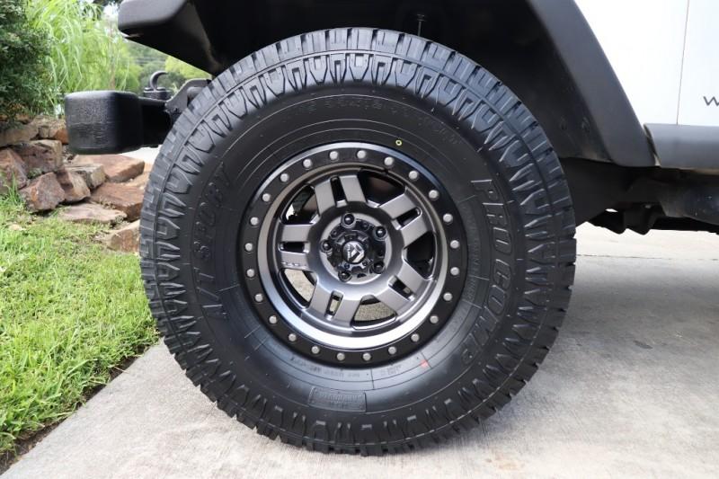 Used-2003-Jeep-Wrangler-2dr-X
