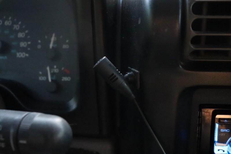 Used-1998-Jeep-Wrangler-2dr-SE