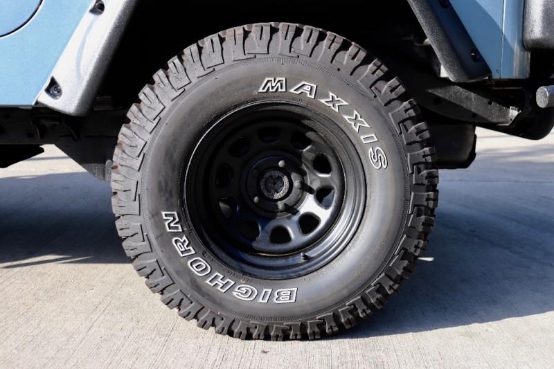 Used-1998-Jeep-Wrangler-2dr-SE