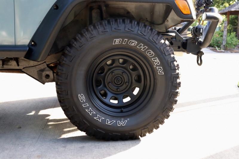 Used-1998-Jeep-Wrangler-2dr-SE