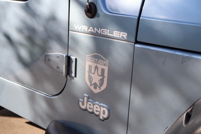 Used-1998-Jeep-Wrangler-2dr-SE