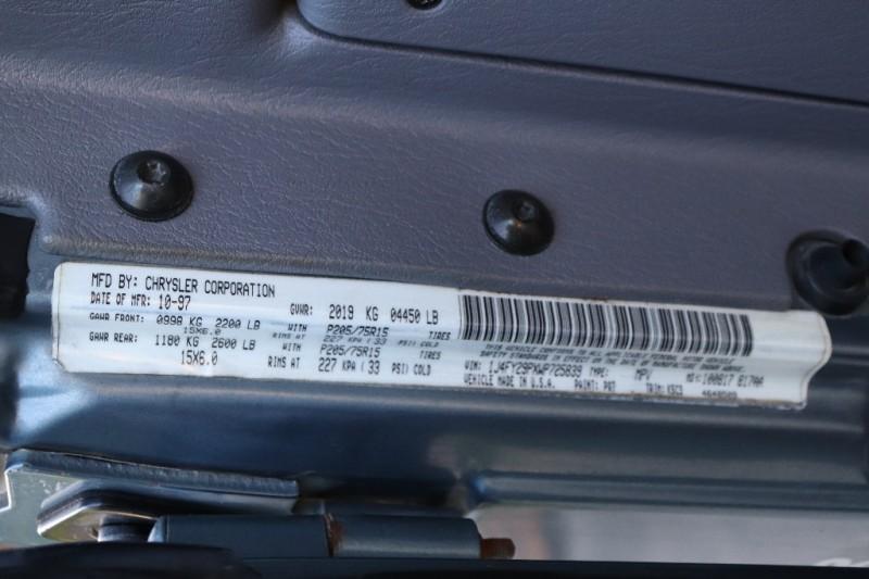 Used-1998-Jeep-Wrangler-2dr-SE