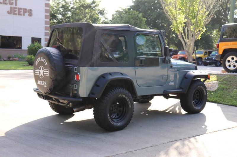 Used-1998-Jeep-Wrangler-2dr-SE