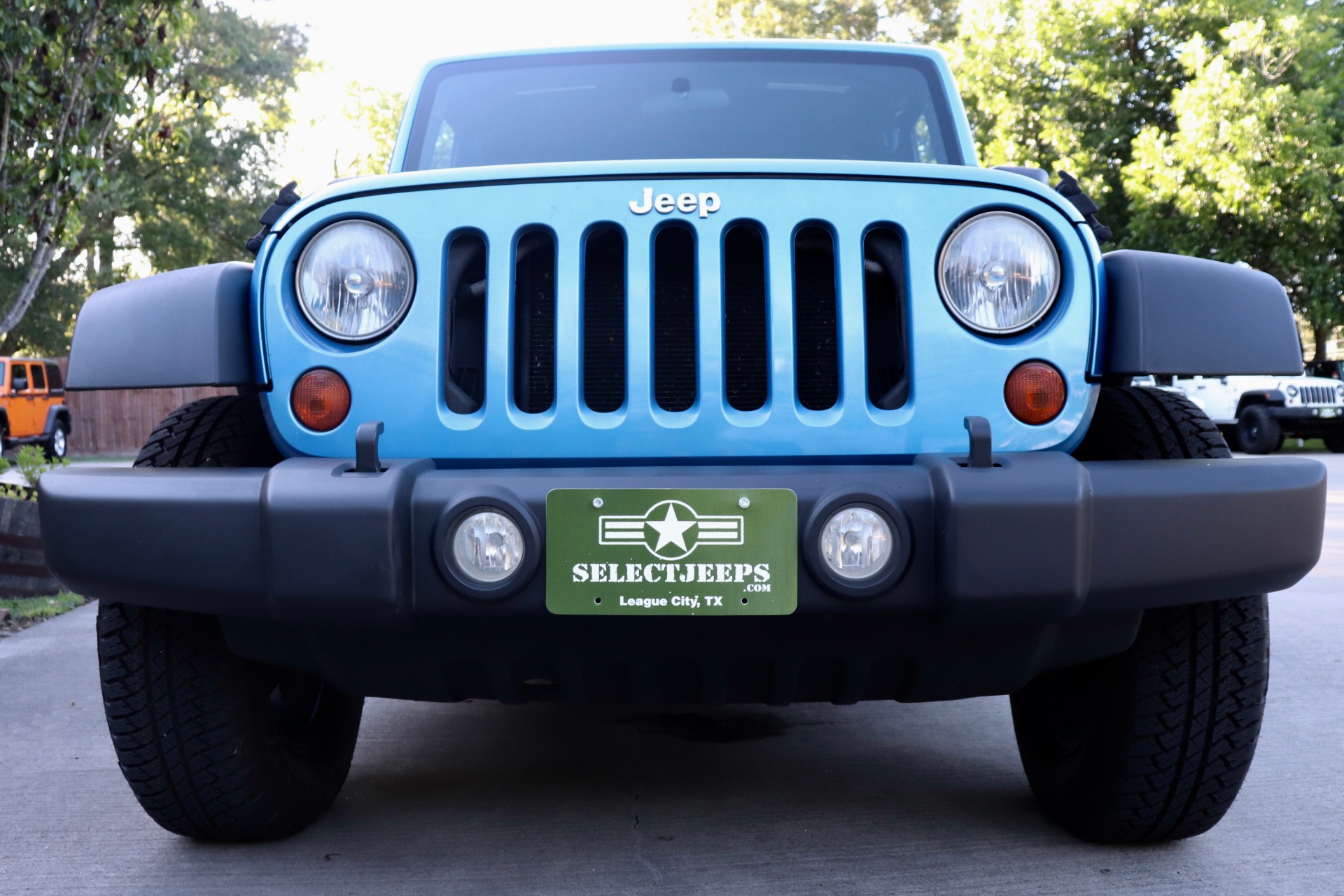 Used-2010-Jeep-Wrangler-Unlimited-4WD-4dr-Sport