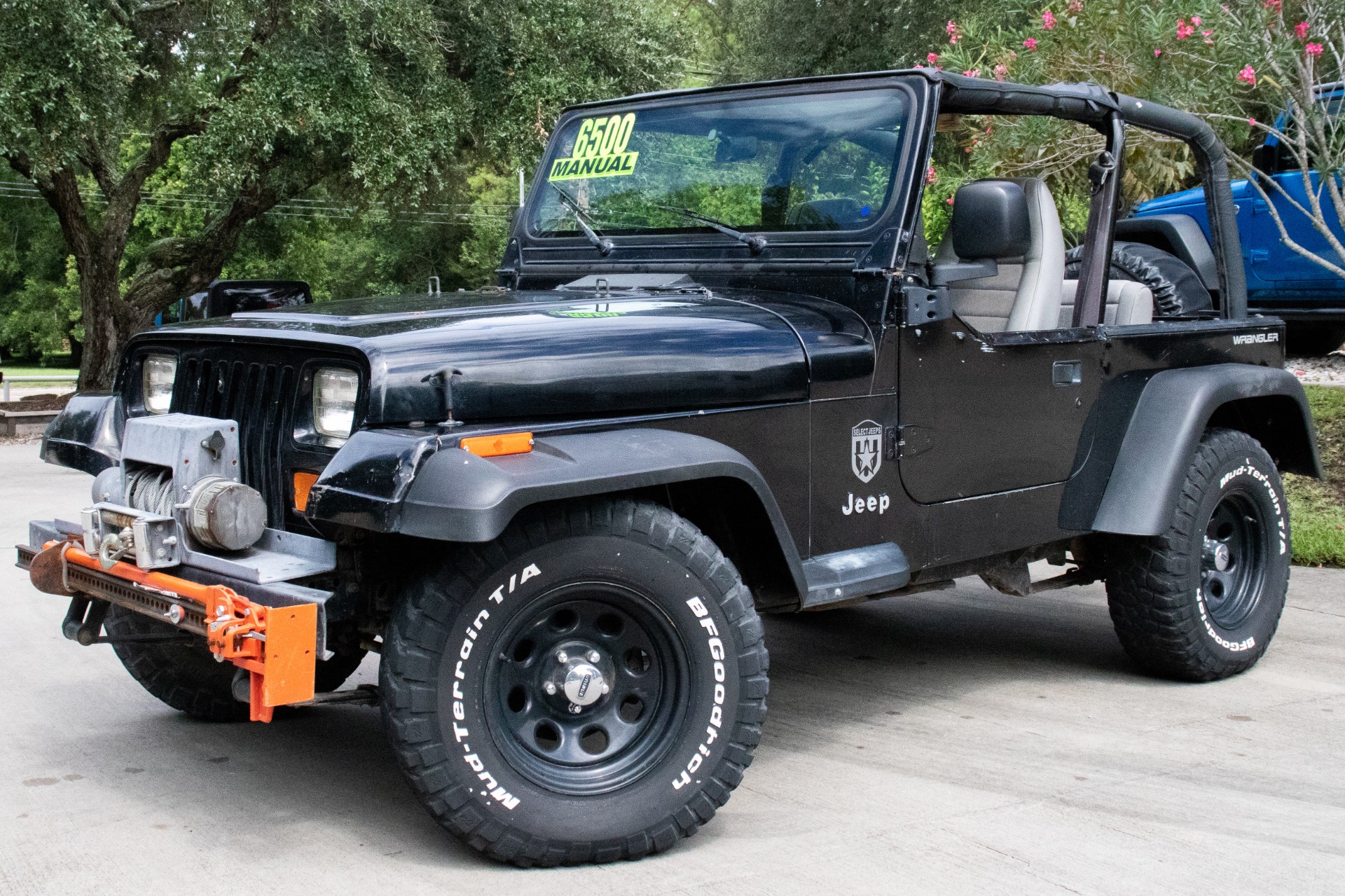 Used-1992-Jeep-Wrangler-2dr-S