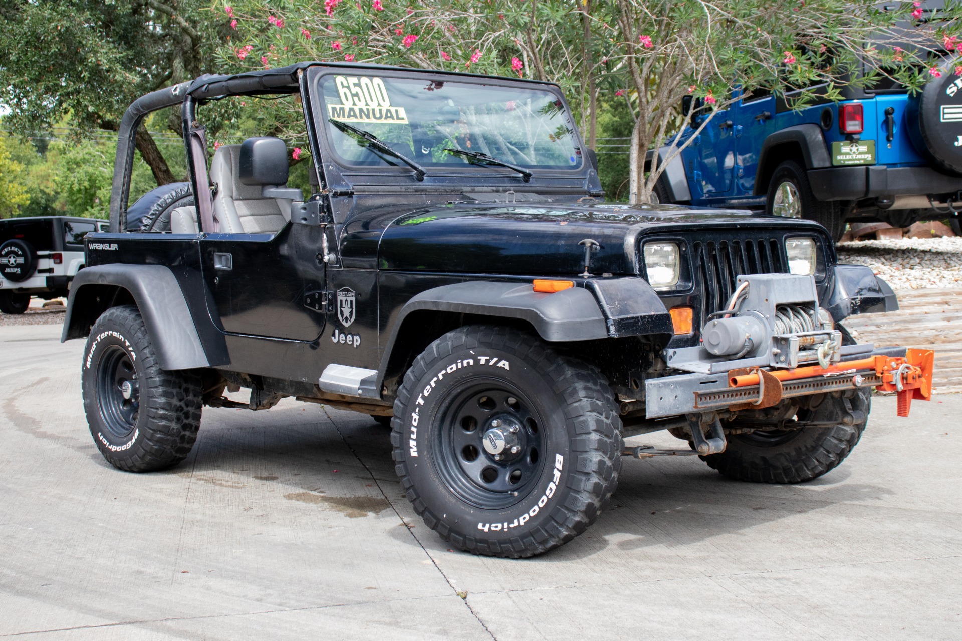 Used-1992-Jeep-Wrangler-2dr-S