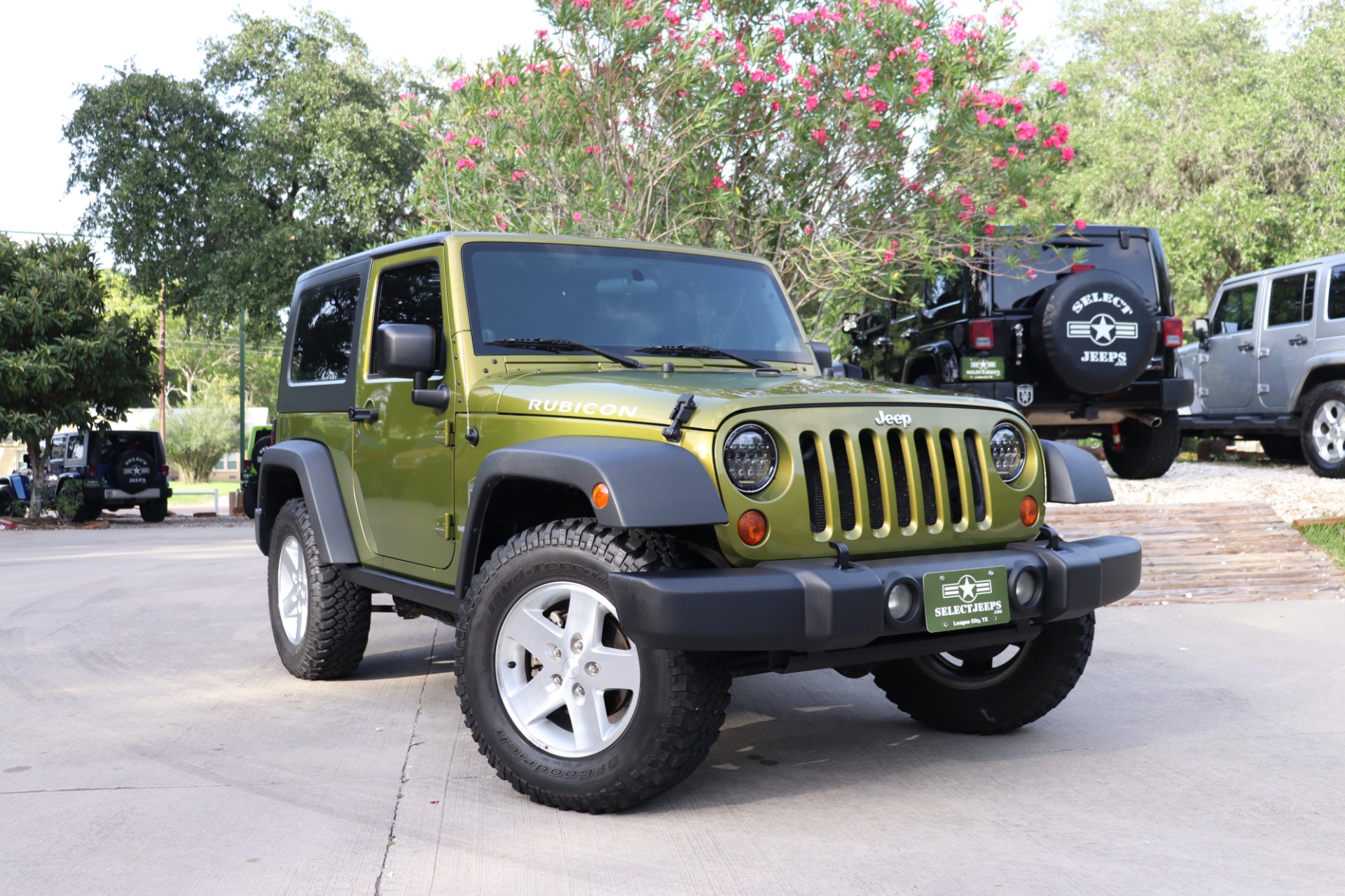 Used-2007-Jeep-Wrangler-Rubicon-4WD-2dr-Rubicon