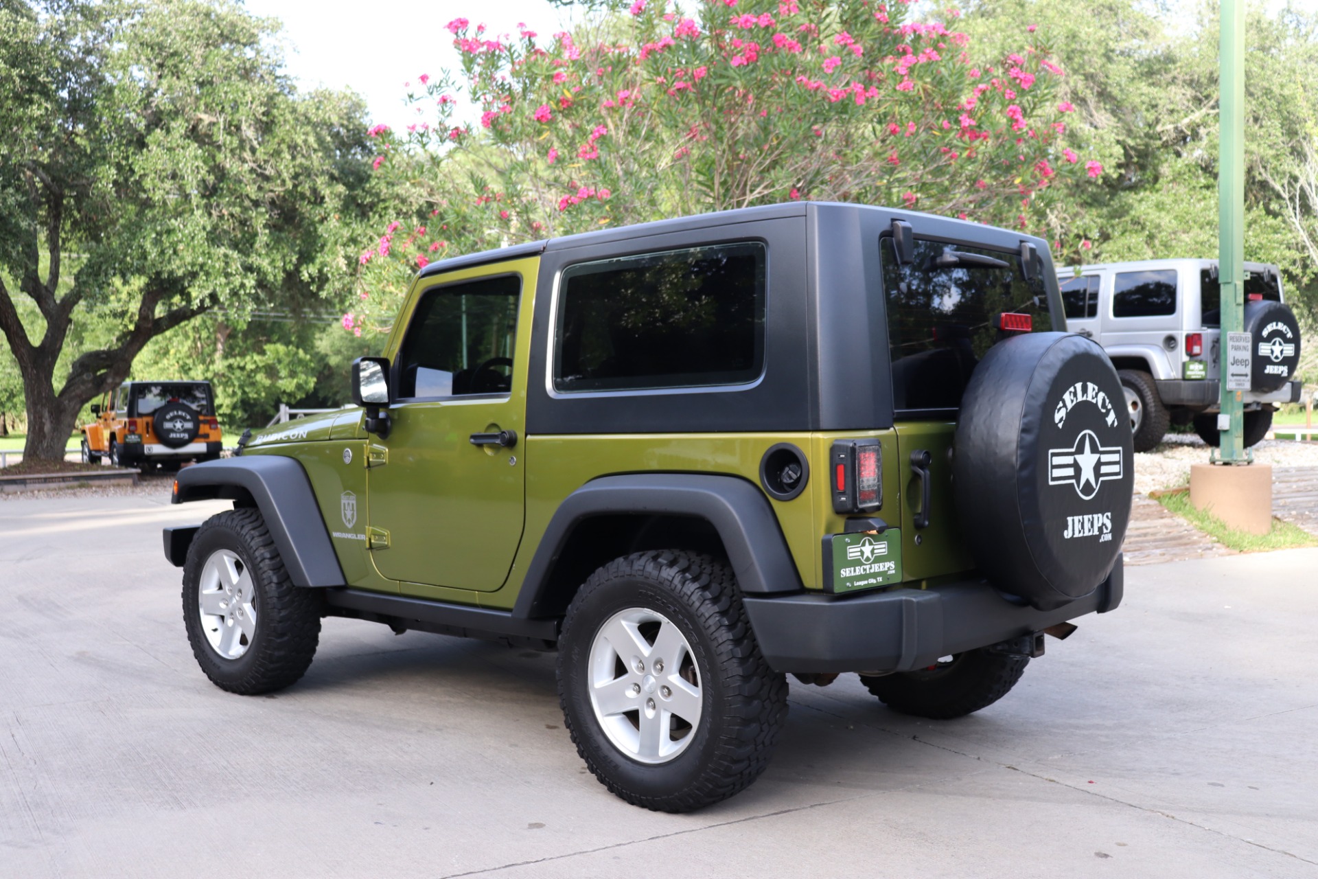 Used-2007-Jeep-Wrangler-Rubicon-4WD-2dr-Rubicon