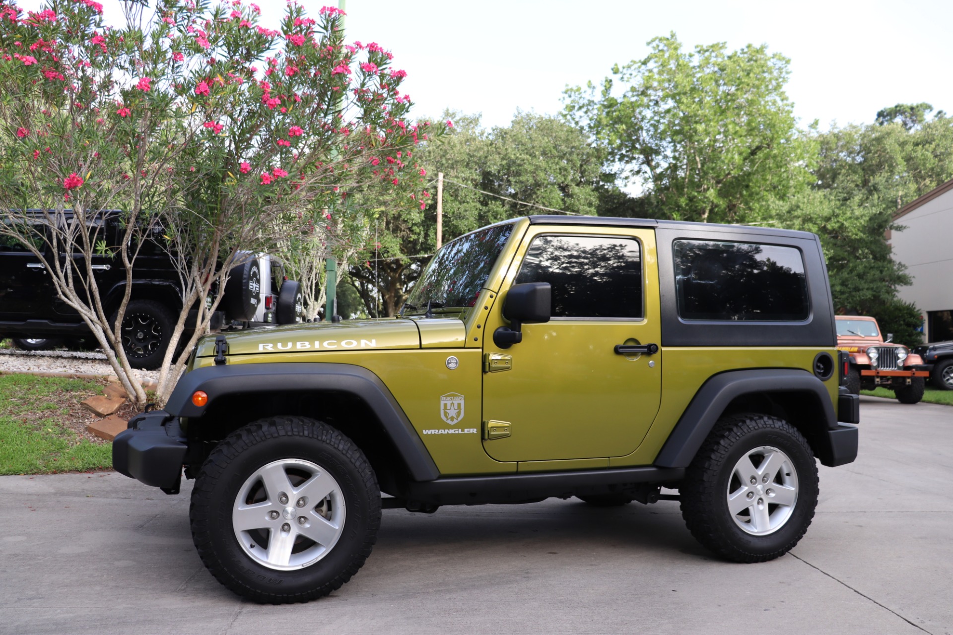 Used-2007-Jeep-Wrangler-Rubicon-4WD-2dr-Rubicon