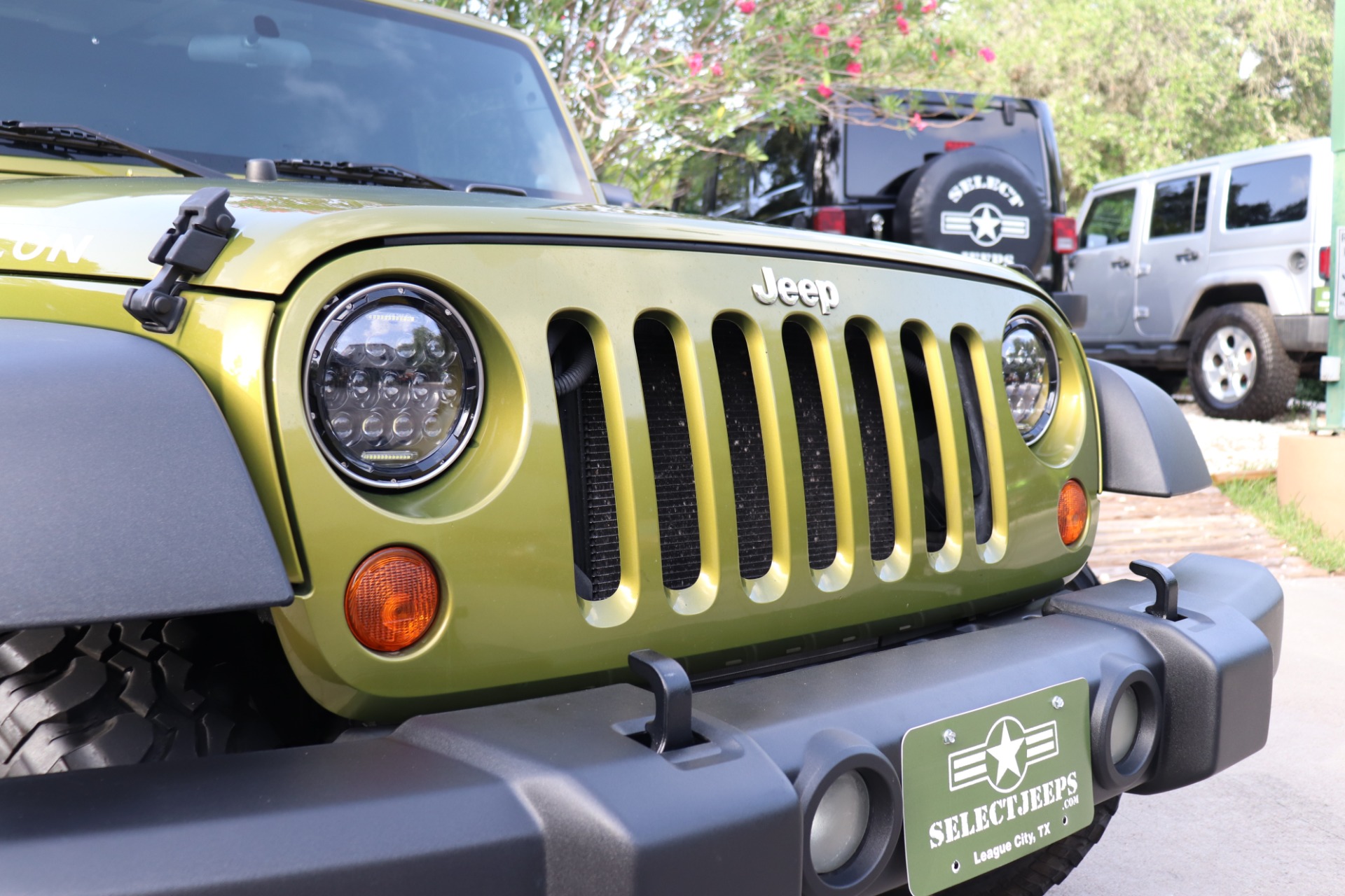 Used-2007-Jeep-Wrangler-Rubicon-4WD-2dr-Rubicon