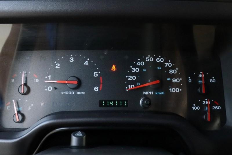 Used-2002-Jeep-Wrangler-2dr-Sahara