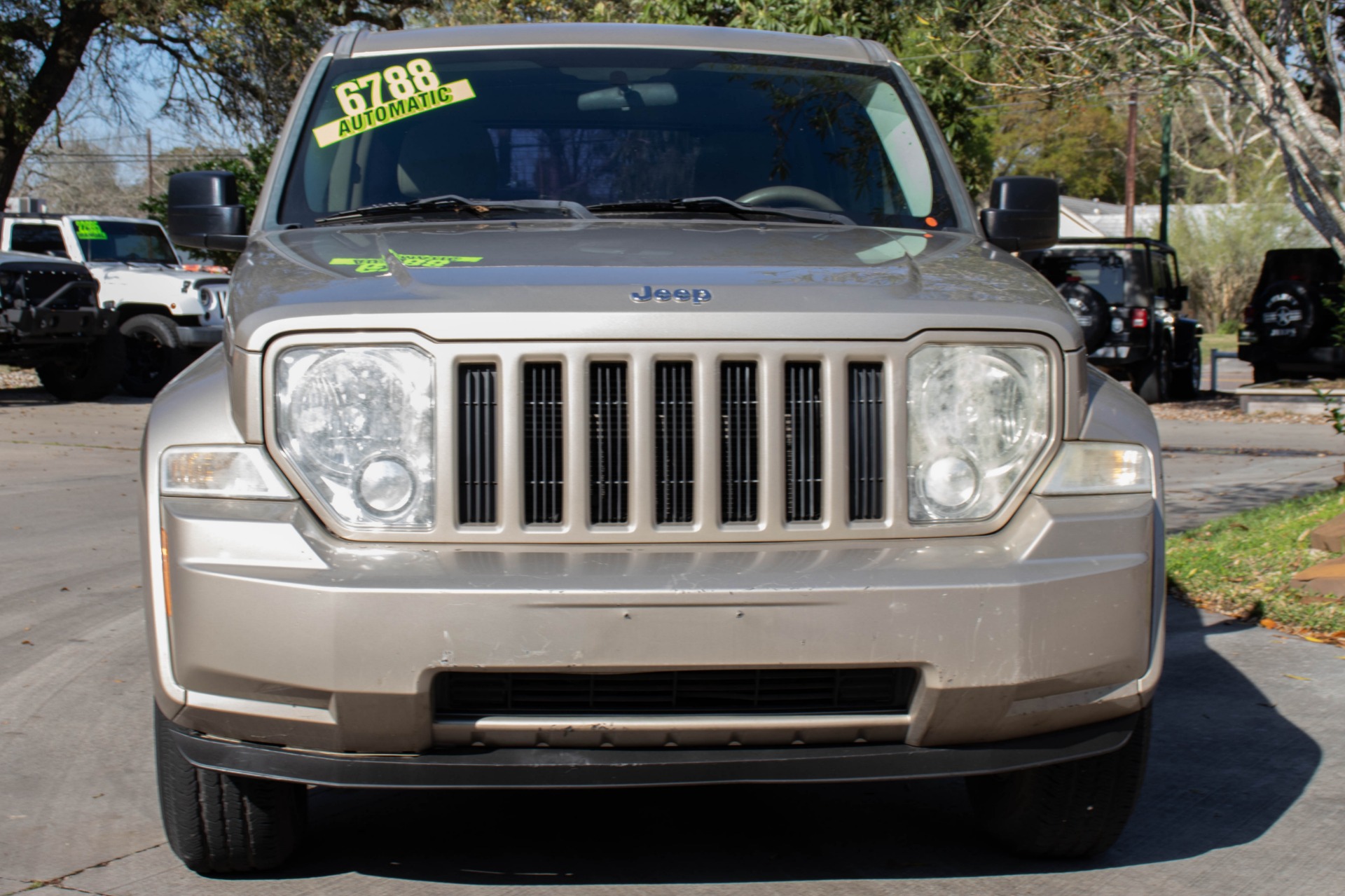 Used-2011-Jeep-Liberty-Sport