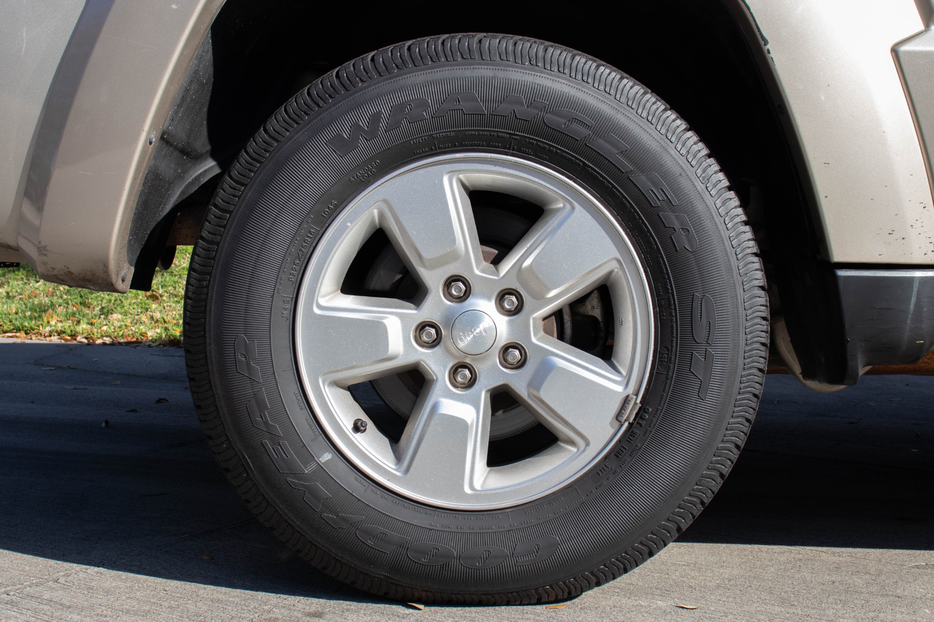 Used-2011-Jeep-Liberty-Sport