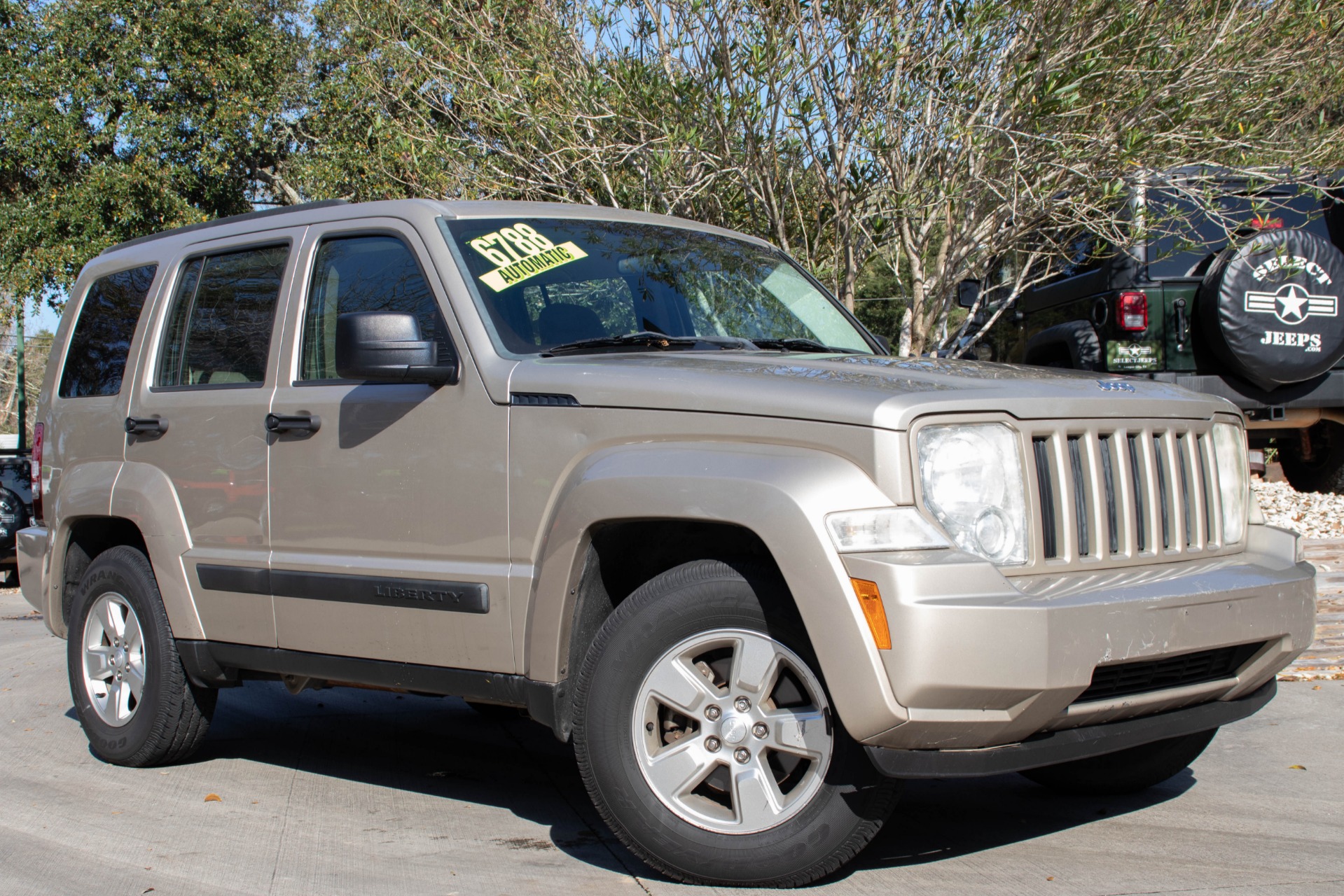 Used-2011-Jeep-Liberty-Sport