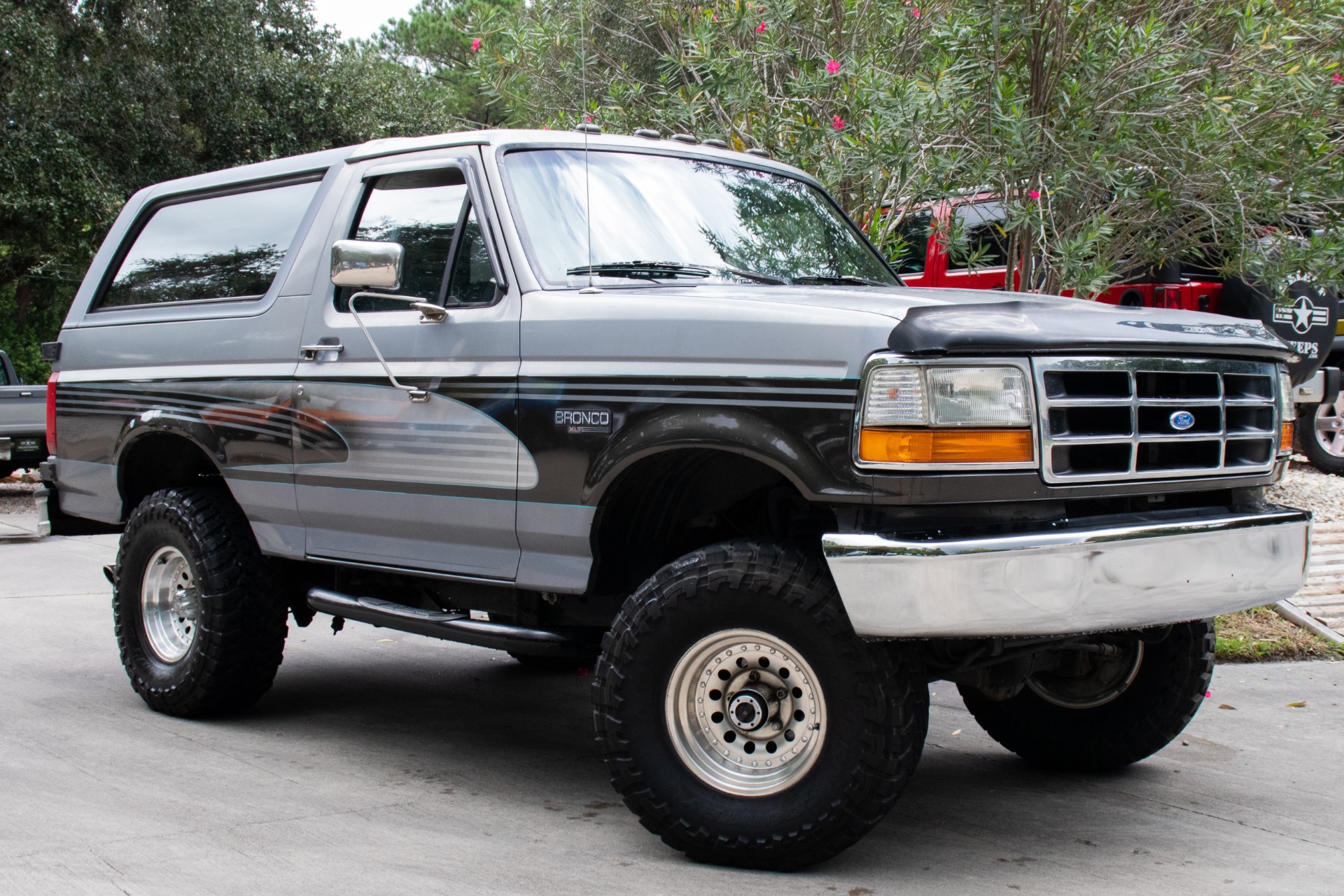 Used-1995-Ford-Bronco-XLT For Sale | Select Jeeps Inc. Used-1995-Ford-Bronco-XLT