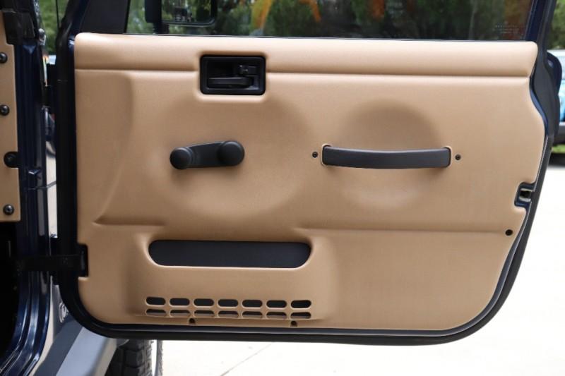 Used-2001-Jeep-Wrangler-2dr-Sport