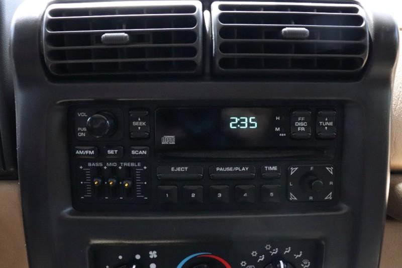 Used-2001-Jeep-Wrangler-2dr-Sport