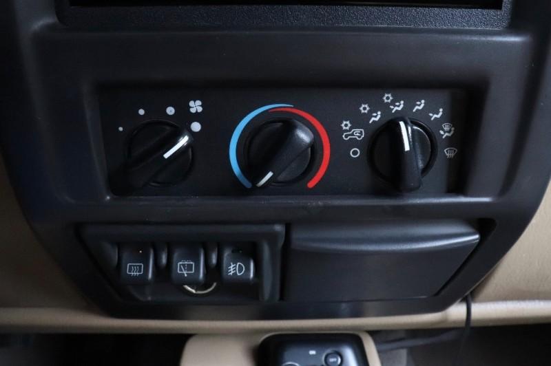 Used-2000-Jeep-Wrangler-2dr-Sport