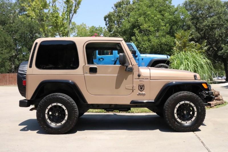 Used-2000-Jeep-Wrangler-2dr-Sport