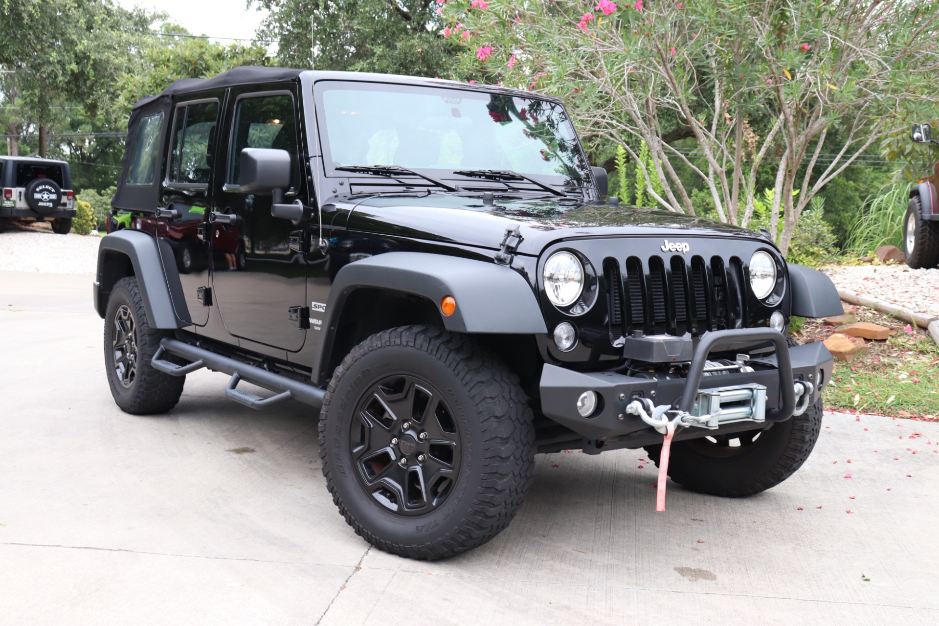 Used-2015-Jeep-Wrangler-Unlimited-Sport-4WD-4dr-Sport