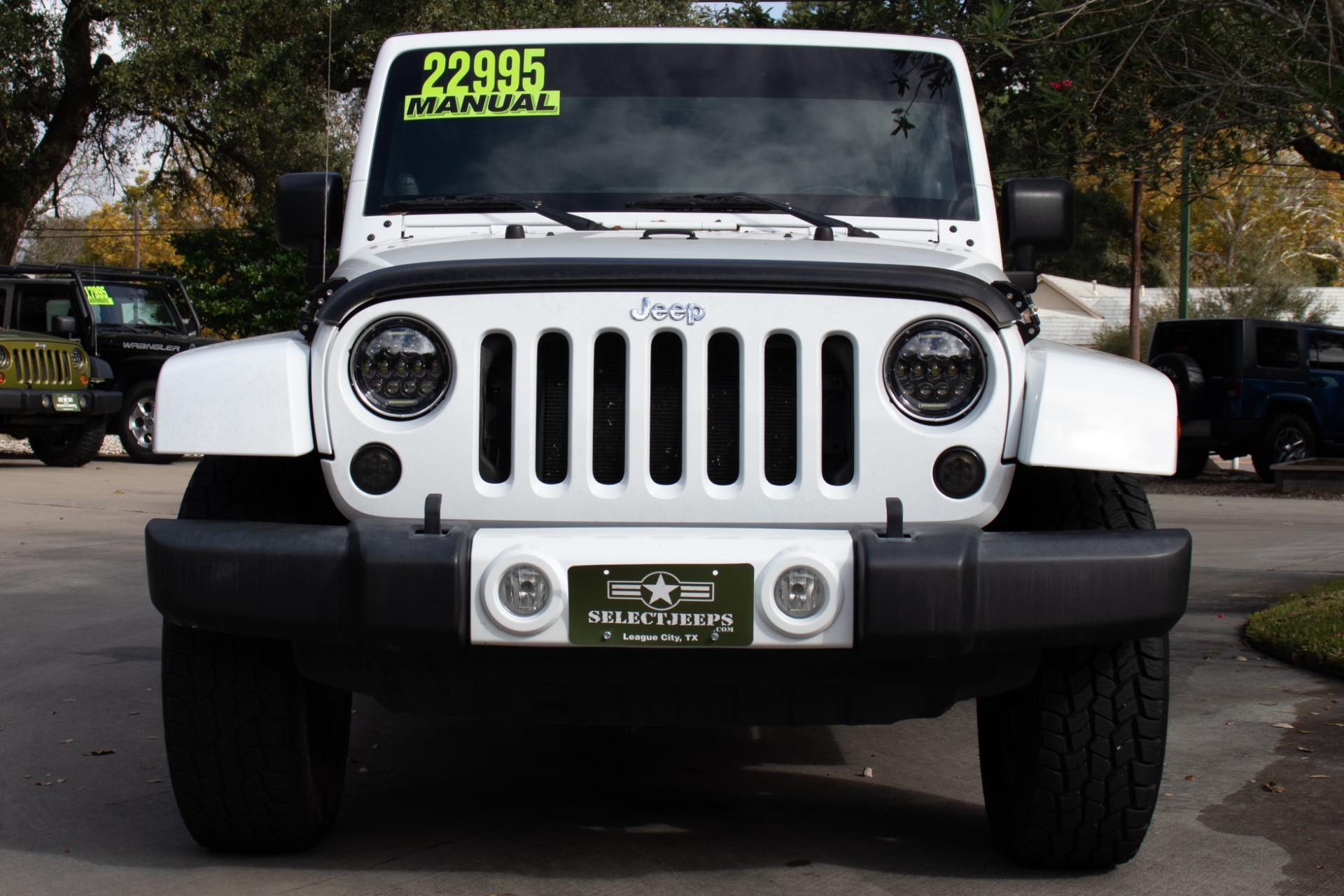 Used-2013-Jeep-Wrangler-Sahara