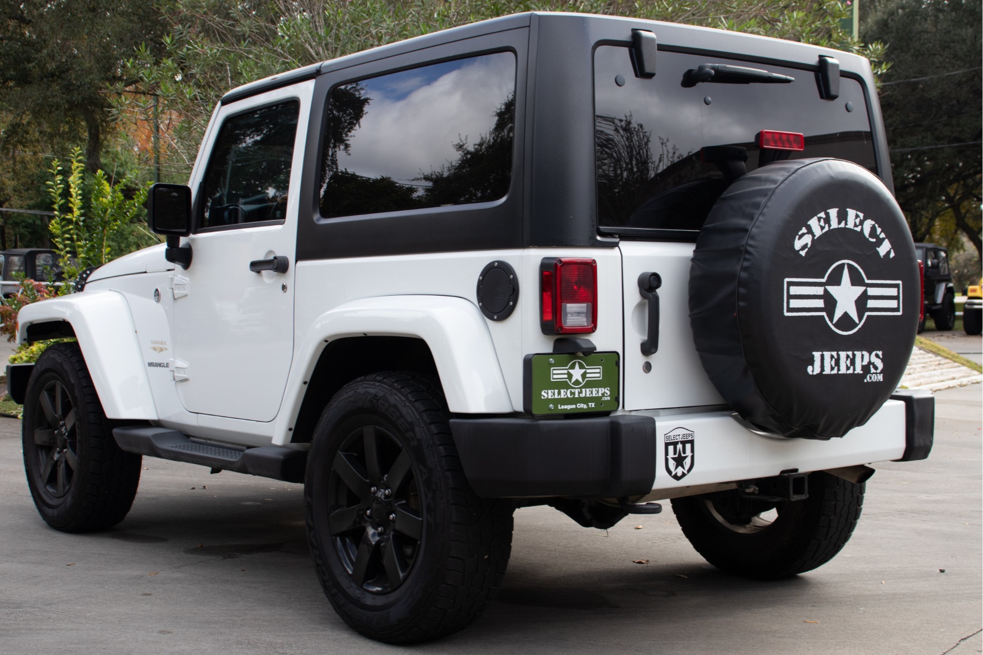 Used-2013-Jeep-Wrangler-Sahara