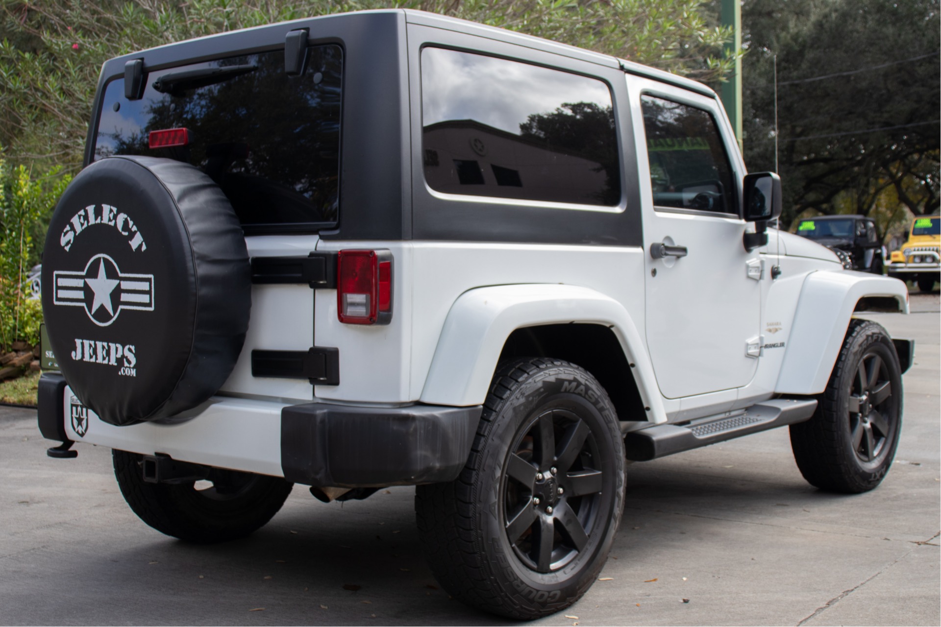 Used-2013-Jeep-Wrangler-Sahara