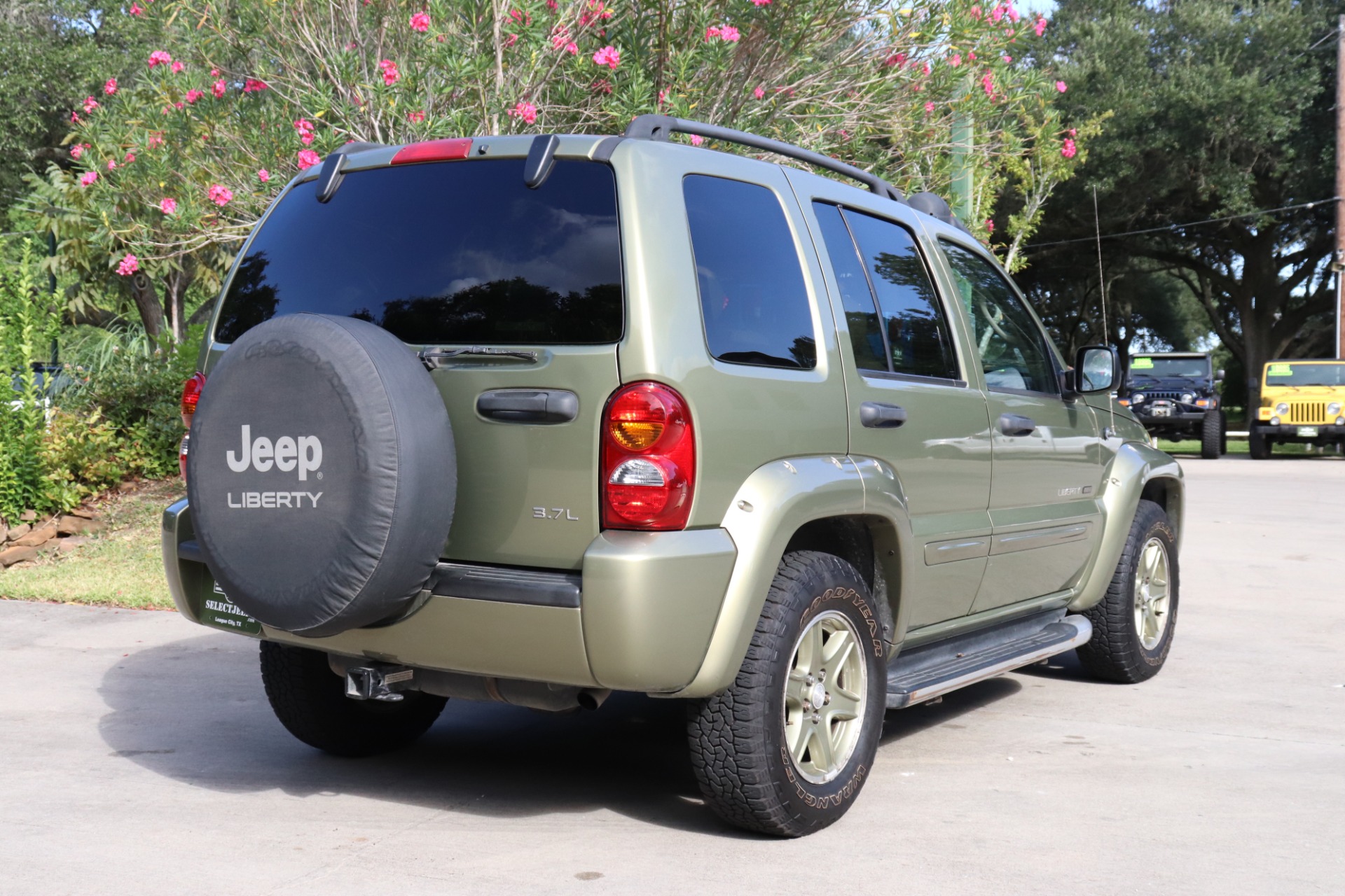 Used-2003-Jeep-Liberty-4dr-Renegade-4WD