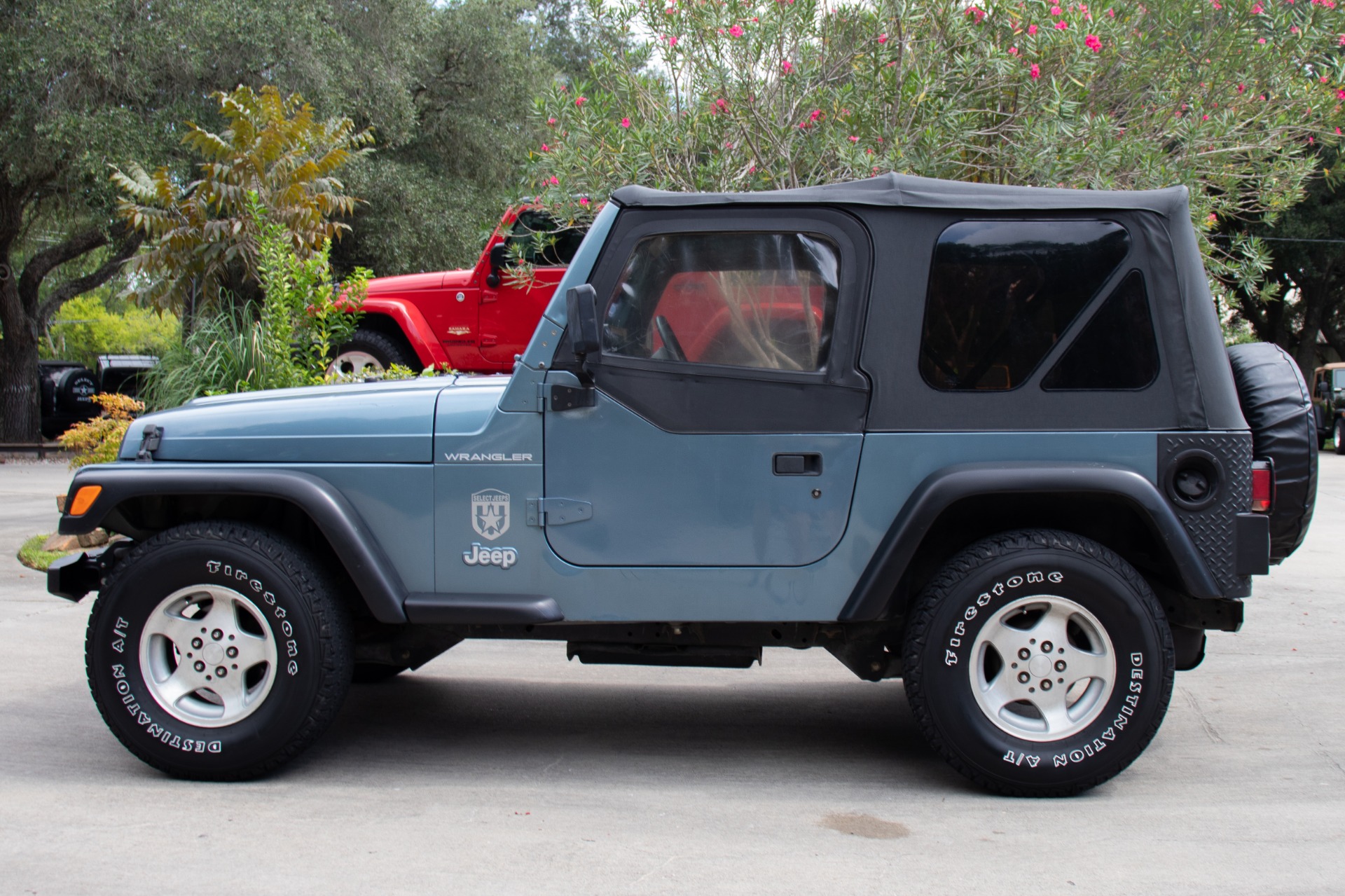 Used-1998-Jeep-Wrangler-2dr-SE